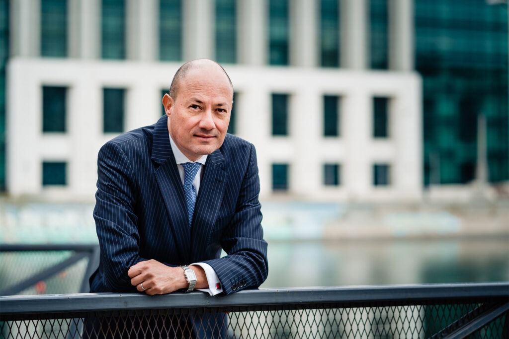0018 Corporate Portrait Mauricio photographer Ciprian Dumitrescu CDF05411
